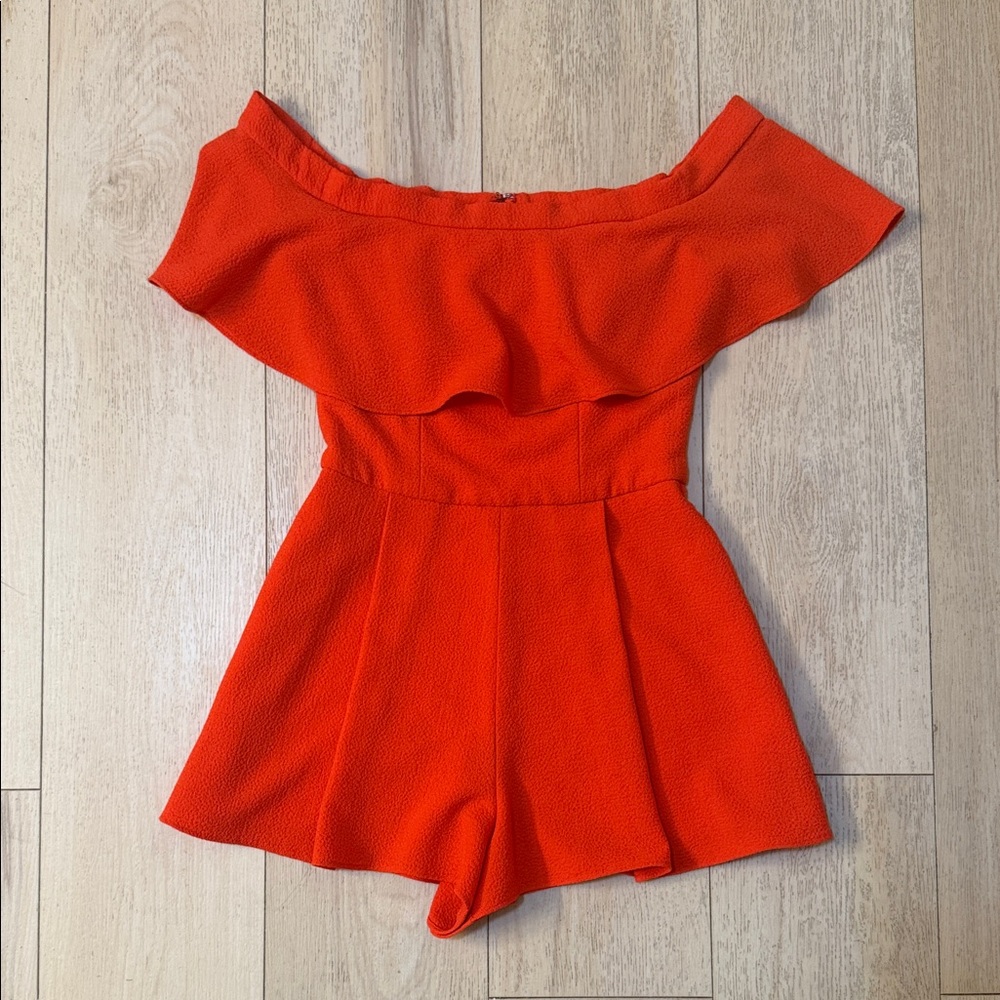 Black Halo Red Off Shoulder Romper Women’s Size 0